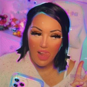 Meet your Posher, Sabrina